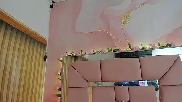 amy  rose   online show from May 11, 2026, 3:01 am