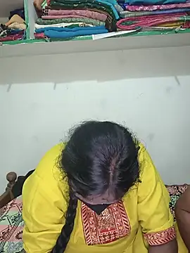 hotcopuleandsweet online show from July 28, 2026, 4:30 am