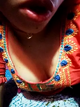 Snapshot of Jyoti_rathor chatting on July 24, 2026, 2:26 pm Jyoti rathor online show from July 24, 2026, 2:26 pm