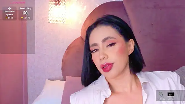 Sienna-Gold online show from July 6, 2026, 1:30 pm