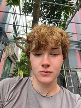 IceMur online show from June 11, 2026, 2:53 am