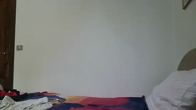 Miasexmilf online show from May 20, 2026, 11:38 am