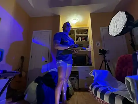 daddydonkey84 online show from June 30, 2026, 4:13 am