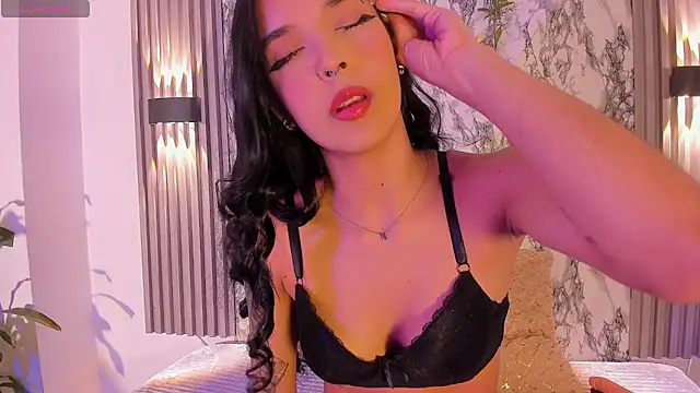 ChloeeMasonn online show from July 25, 2026, 12:25 pm