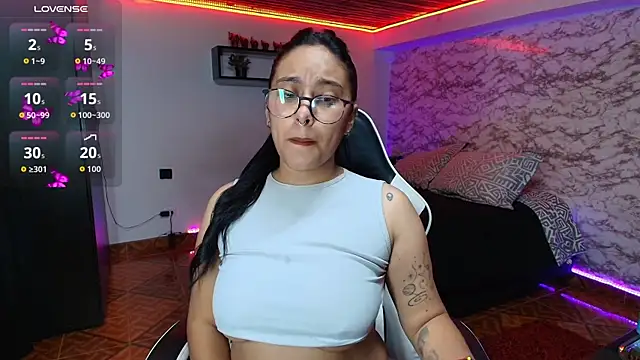 Camila IRoose online show from July 22, 2026, 12:52 pm