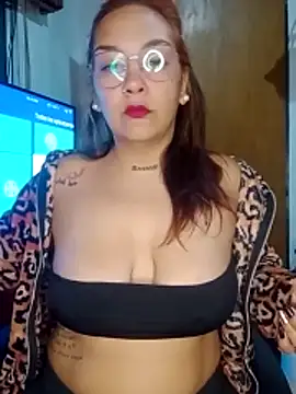 kuramaqueen online show from June 11, 2026, 9:07 am