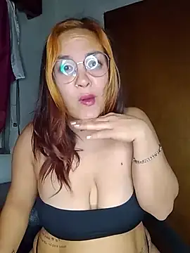 kuramaqueen online show from July 19, 2026, 6:06 am