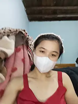 Snapshot of Daisy-lusia2026 chatting on July 10, 2026, 2:19 pm Daisy-lusia2026 online show from July 10, 2026, 2:19 pm