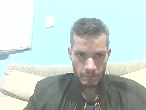 BabeseniirRS online show from July 17, 2026, 5:36 am