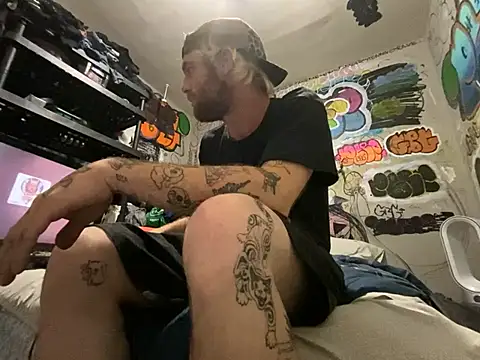 gothboiplzty online show from July 6, 2026, 2:52 am