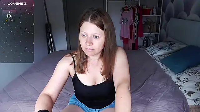 Aleksasamuii online show from July 13, 2026, 9:01 am