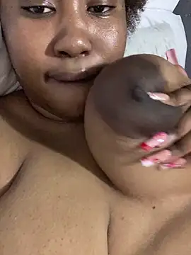 MeekyCurvyAss online show from April 23, 2026, 10:58 am
