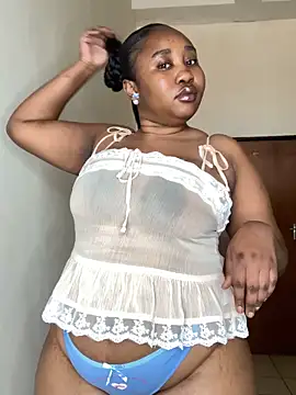 MeekyCurvyAss online show from May 28, 2026, 10:45 am