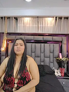 Karina Mendoza online show from July 12, 2026, 12:07 pm