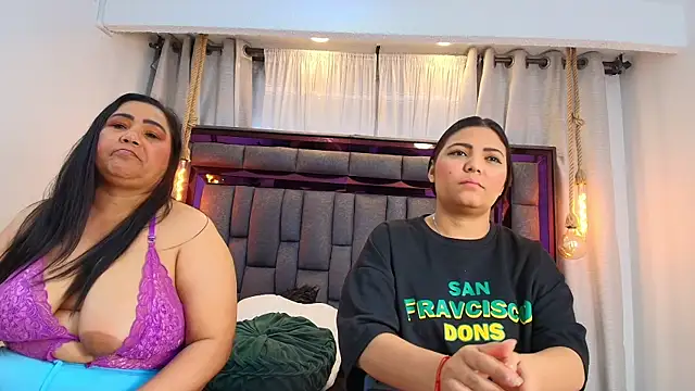 Karina Mendoza online show from July 13, 2026, 12:08 pm