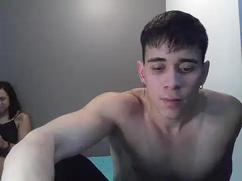 chamo6699 online show from May 9, 2026, 9:53 pm