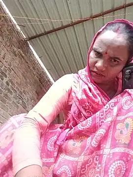 Muskan44s online show from August 7, 2026, 2:13 am