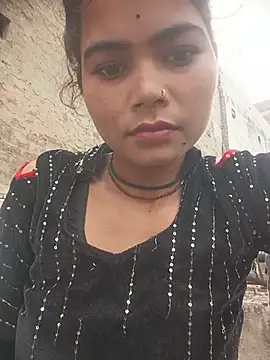 Sunali Bendre online show from July 26, 2026, 1:58 am