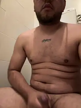 latinocalientehot online show from July 2, 2026, 8:26 pm
