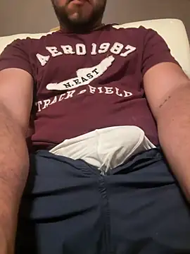latinocalientehot online show from July 30, 2026, 7:13 pm