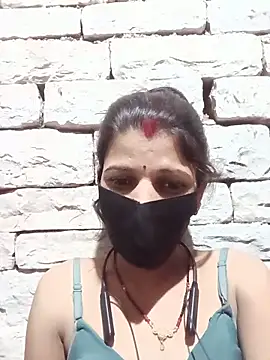 Divya-11431 online show from June 20, 2026, 8:39 am