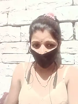 Divya-11431 online show from July 4, 2026, 9:43 pm