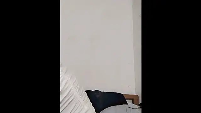 ammsexy1 online show from May 27, 2026, 8:39 pm