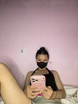 siting00 online show from July 10, 2026, 4:53 pm