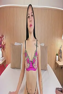 Snapshot of Yalezka_ chatting on July 26, 2026, 4:20 am Yalezka online show from July 26, 2026, 4:20 am