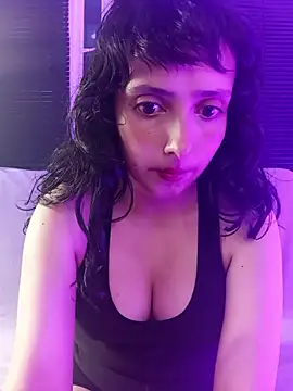 Snapshot of Eva_Err chatting on May 1, 2026, 11:09 pm Eva Err online show from May 1, 2026, 11:09 pm