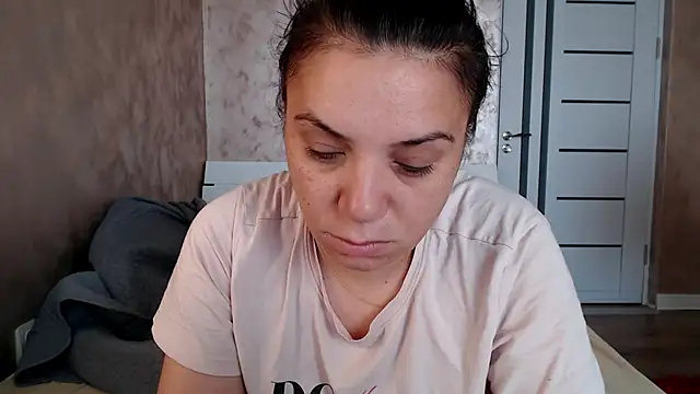 LorraGrey online show from July 15, 2026, 3:34 am