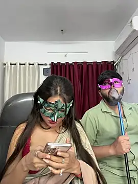 pooja sexy79 online show from April 18, 2026, 6:01 pm