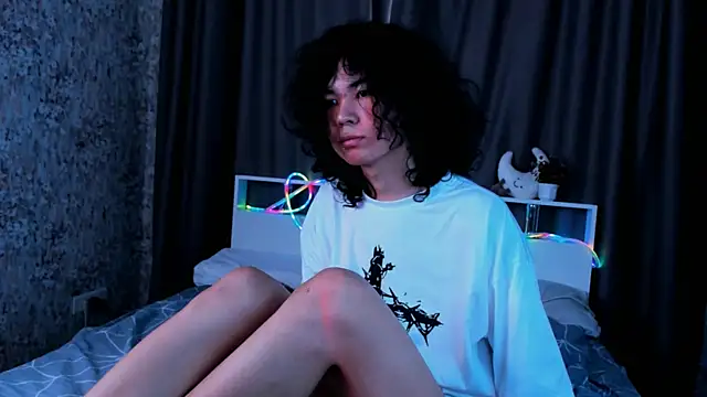 Gentle Flash online show from June 27, 2026, 1:06 pm