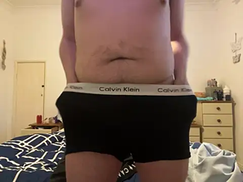 malcolm2334 online show from May 12, 2026, 6:16 pm