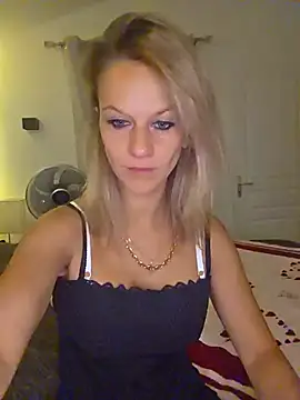 Couple-Kiwii-Orchidee-Boy online show from August 4, 2026, 7:11 am