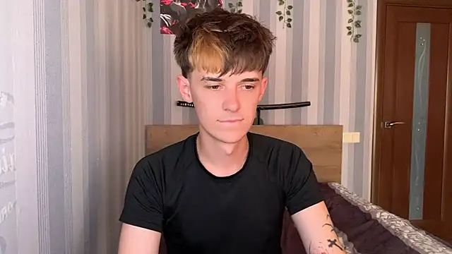 Sweet Dude online show from August 9, 2026, 2:44 pm