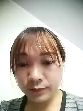 cute-hiphop online show from July 24, 2026, 5:22 pm