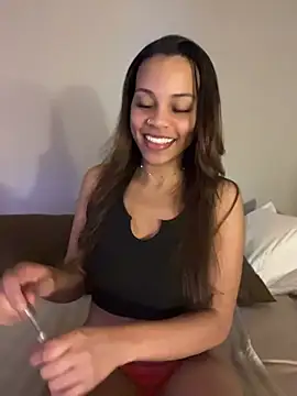 Petite Baddie online show from July 21, 2026, 3:42 am