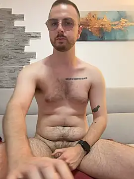 ItalianAlex online show from July 4, 2026, 7:31 pm