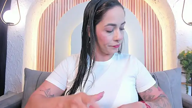violet scott  online show from June 30, 2026, 10:49 am