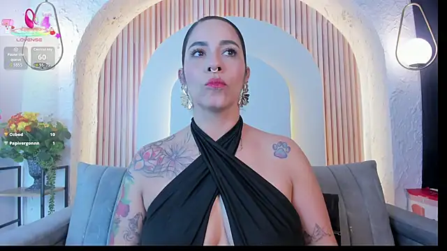 violet scott  online show from July 10, 2026, 11:02 am