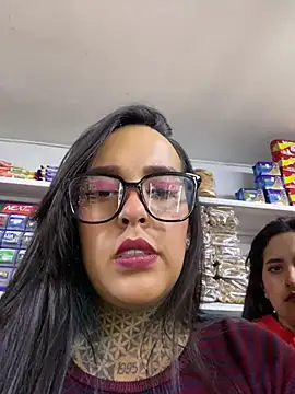 Annie Alicee online show from July 14, 2026, 11:32 pm