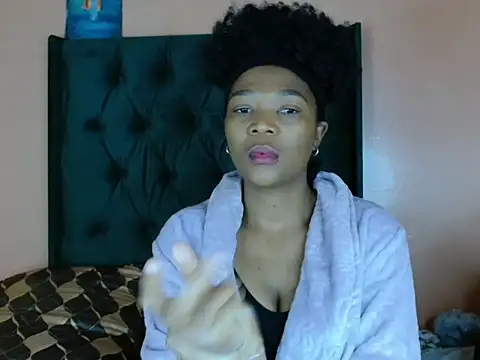 ForeverSexy  online show from July 24, 2026, 7:06 am