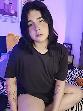 Daniellesins1 online show from July 10, 2026, 4:28 am