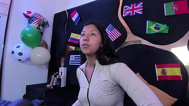 Vaneline2 online show from June 23, 2026, 2:37 pm
