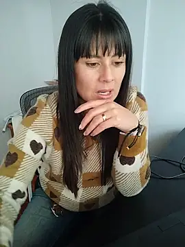 Lyonette reading1 online show from July 21, 2026, 10:01 pm