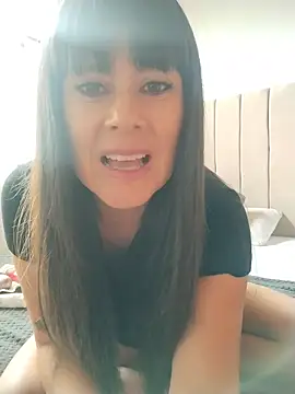 Lyonette reading1 online show from July 22, 2026, 2:53 pm