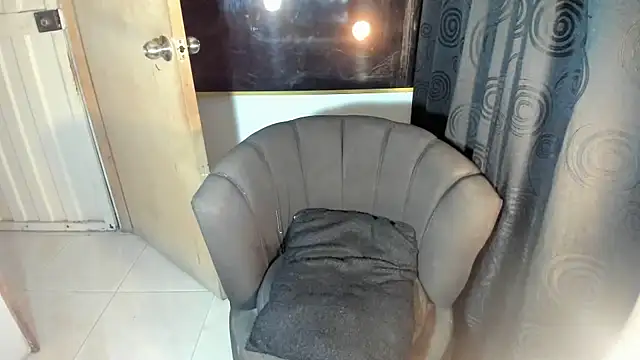 Jesshot bigcock20cm online show from June 15, 2026, 8:05 am