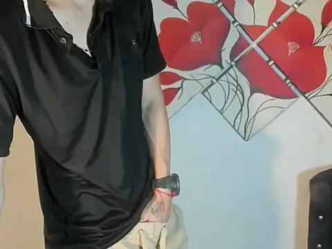 Jesshot bigcock20cm online show from June 25, 2026, 4:34 am