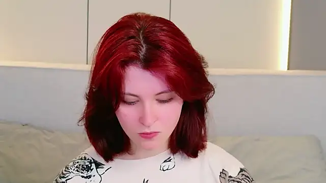 Milana Bold online show from July 17, 2026, 8:35 pm